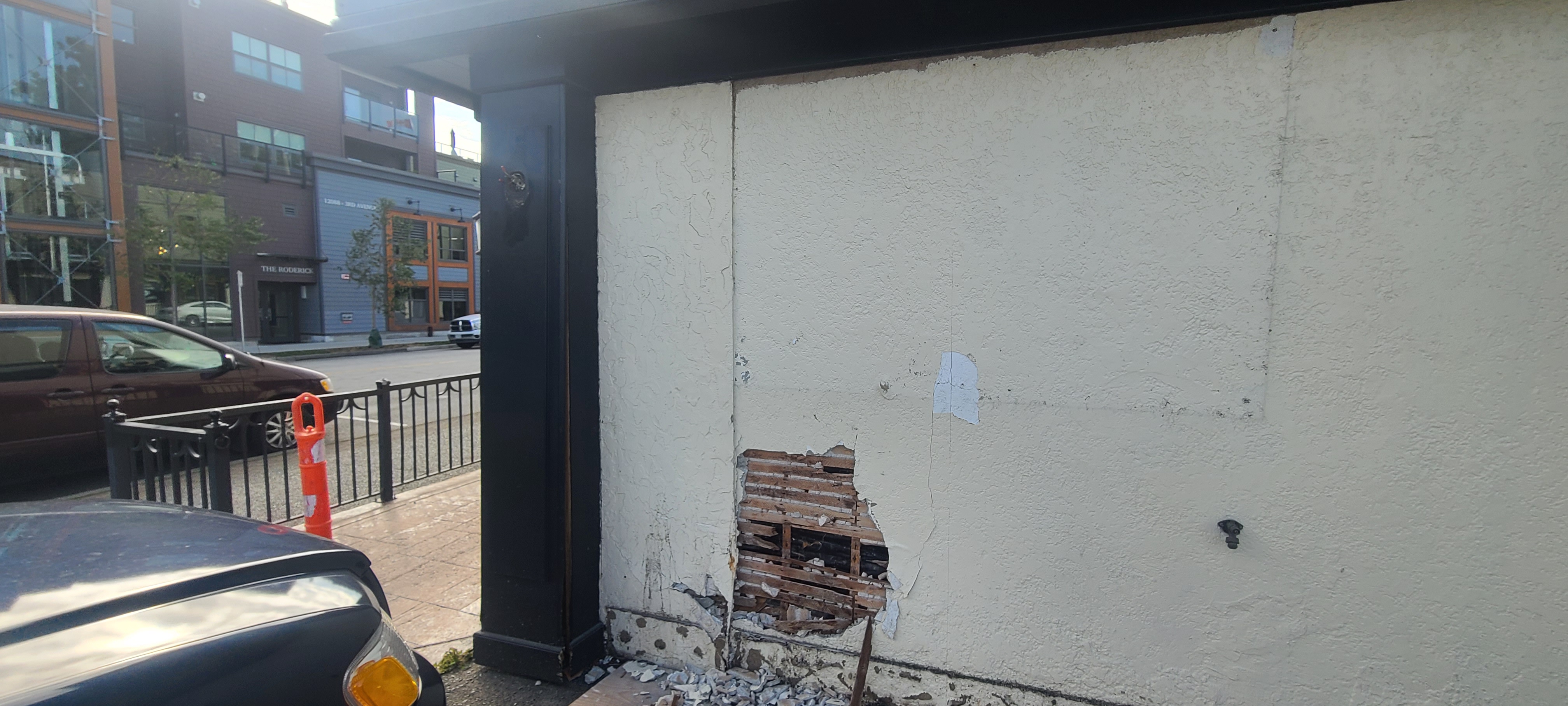 Richmond retail wall repair